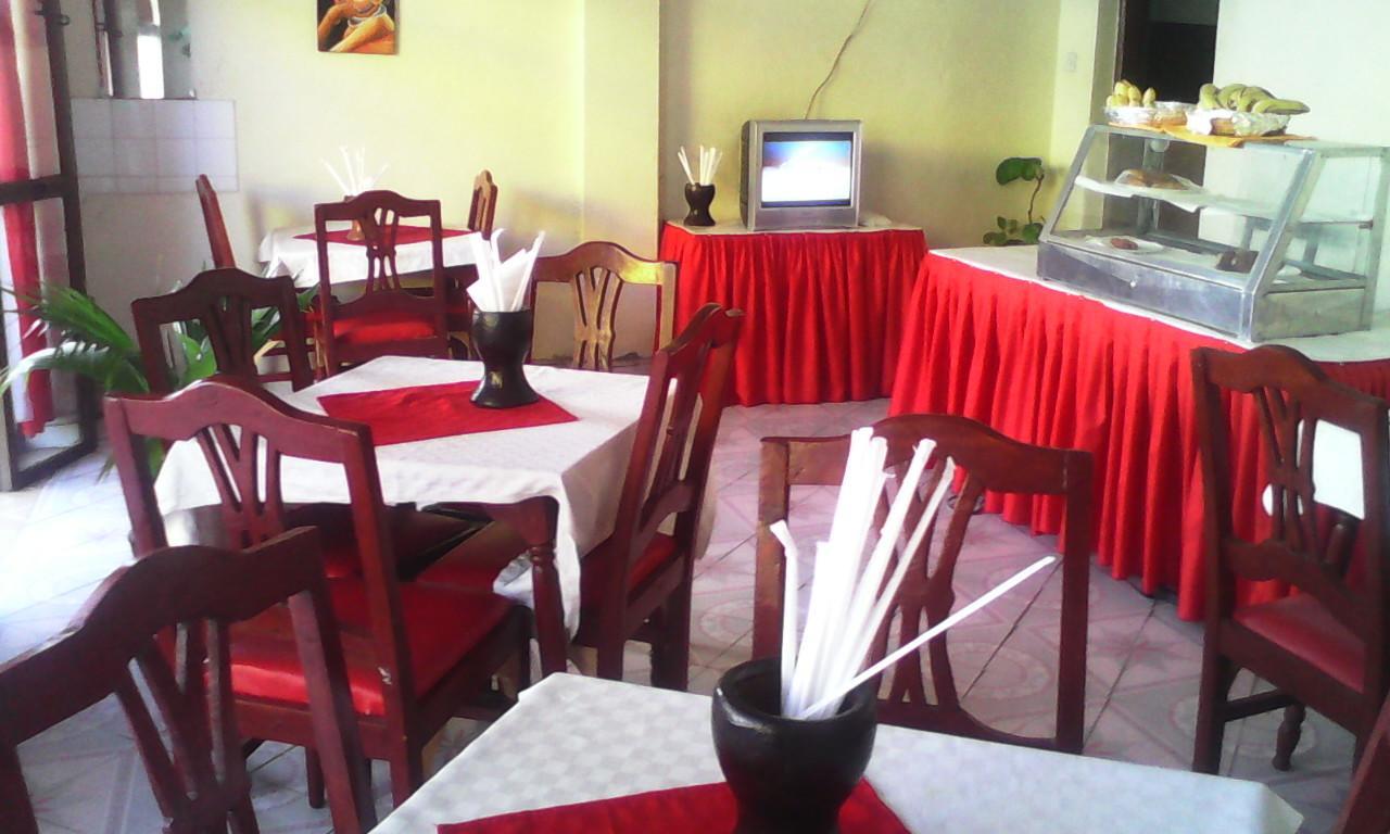 Riversand Hotel Kisumu Luaran gambar