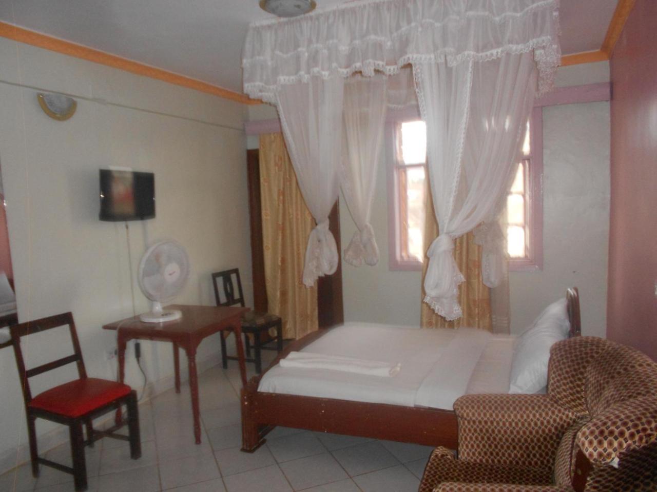 Riversand Hotel Kisumu Luaran gambar